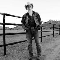 Keepin' the horse between me and the ground / Seasick Steve, comp., chant, guit. | Seasick Steve