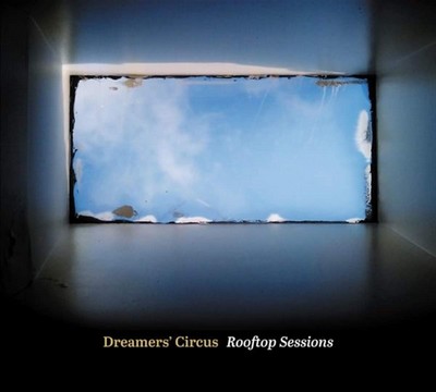 Rooflop sessions Dreamers' Circus, trio vocal et instrumental
