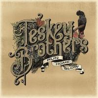 Run home slow / The Teskey Brothers, ens. voc. & instr. | Teskey Brothers (The). Interprète